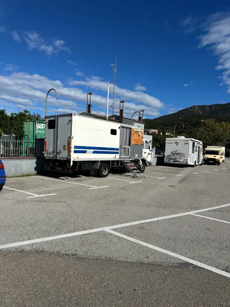 Just some of the rigs we admired in La Jonquera